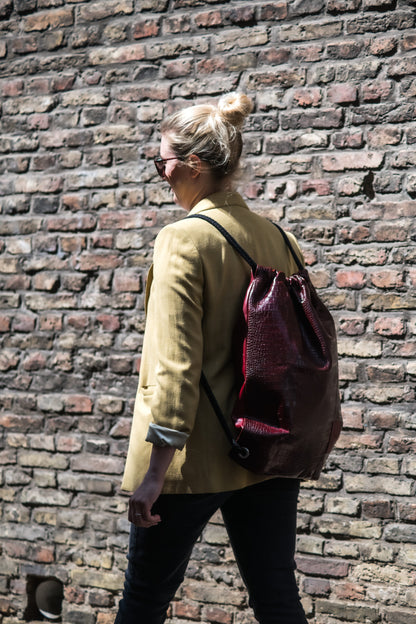 Skórzany plecak-worek CROCO - bordowy